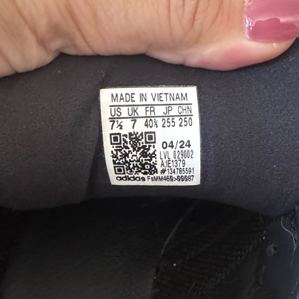 Adidas Samba Black White Gum Sole Sneakers - Picture 5 of 6